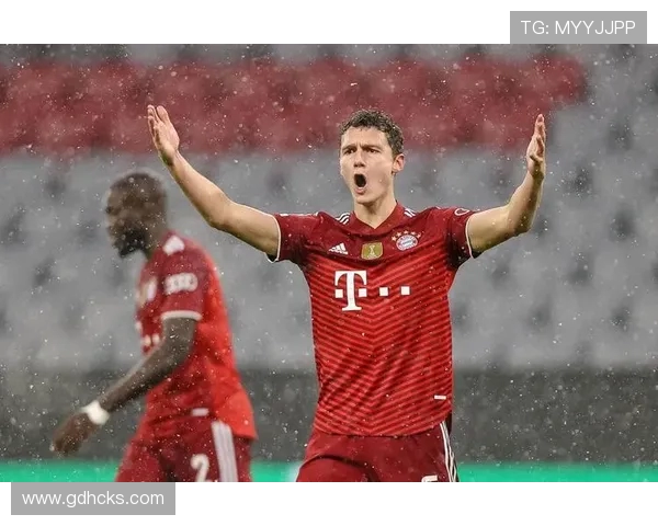 诺丁汉森林再胜曼联创世纪纪录重现百年前四连胜辉煌